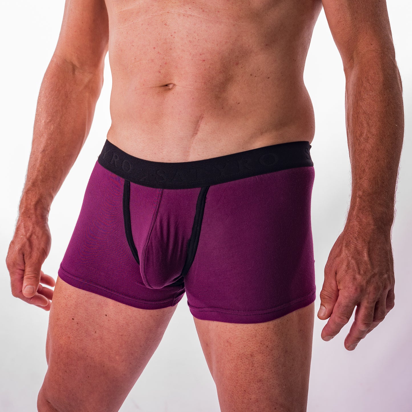 Obsidian Bordeaux Trunk